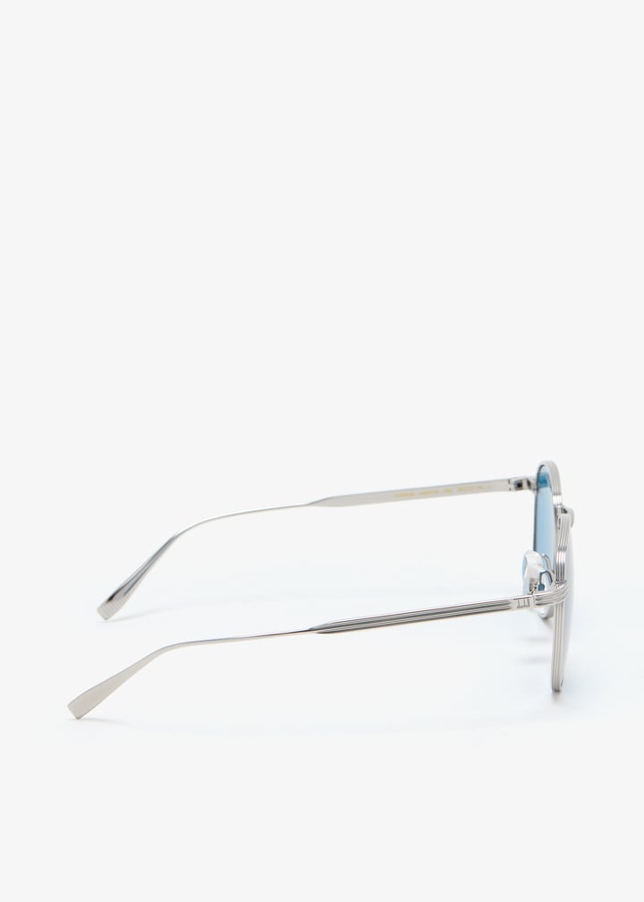 du0131s-004_6.jpg?ts=20260304022602