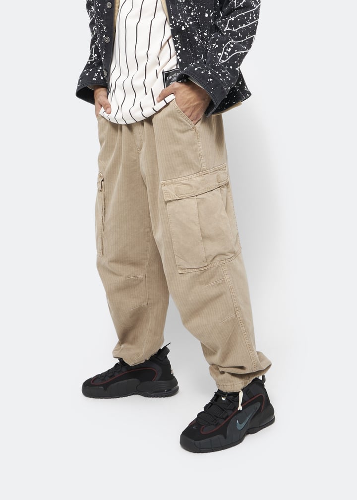 dv7442-001_2.jpg?ts=20230114032009