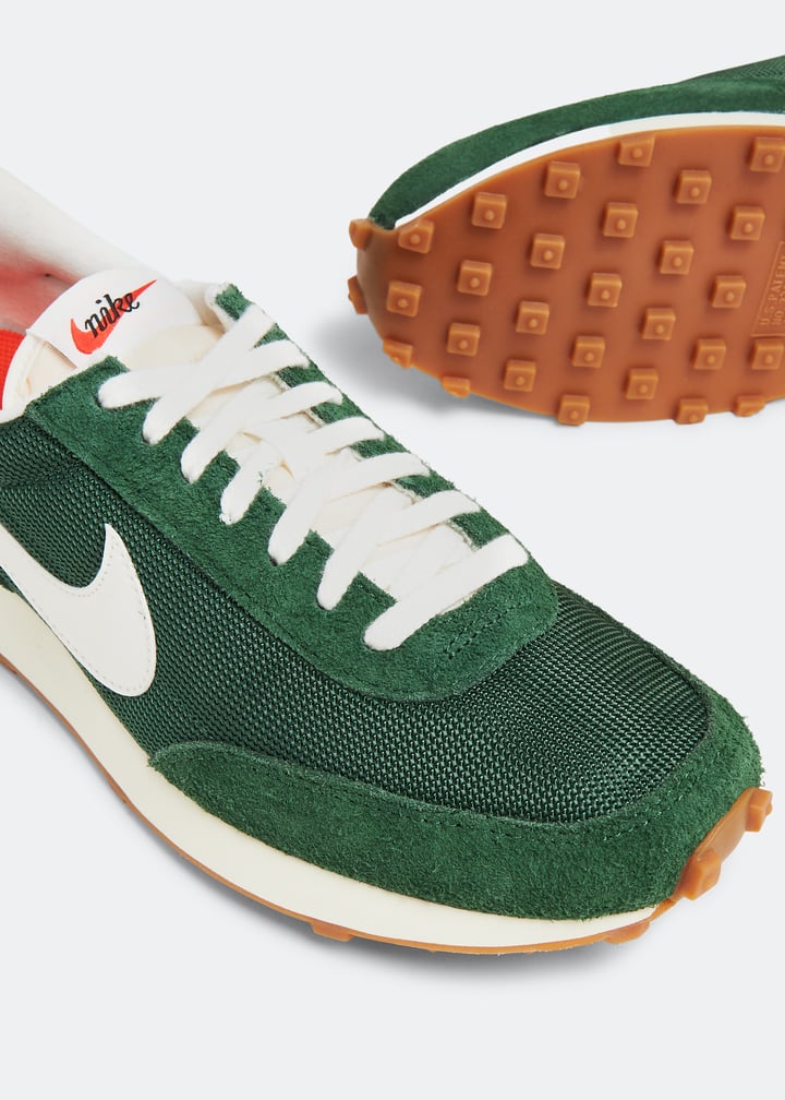 Nike Daybreak Vintage sneakers for Women - Green in Qatar