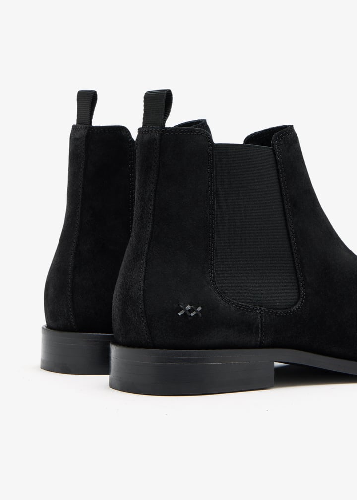 dylan-black_5.jpg?ts=20251108031100