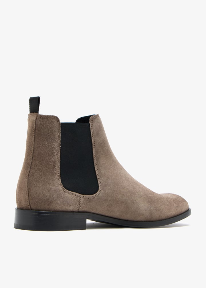 dylan-taupe_6.jpg?ts=20251110120107