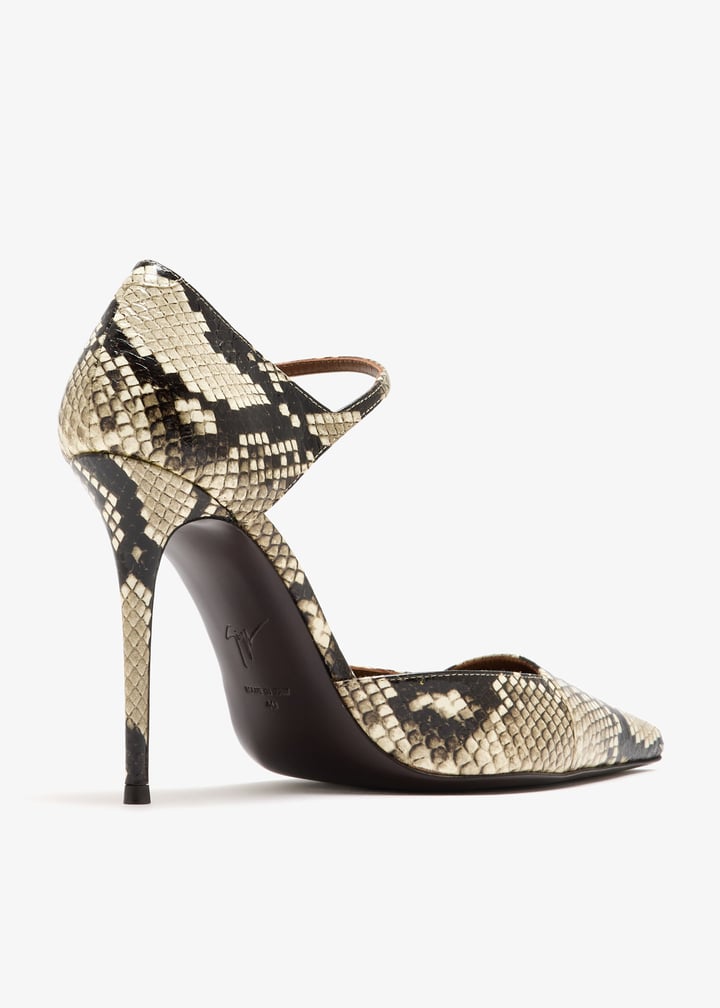 e560002-004_6.jpg?ts=20251209022555