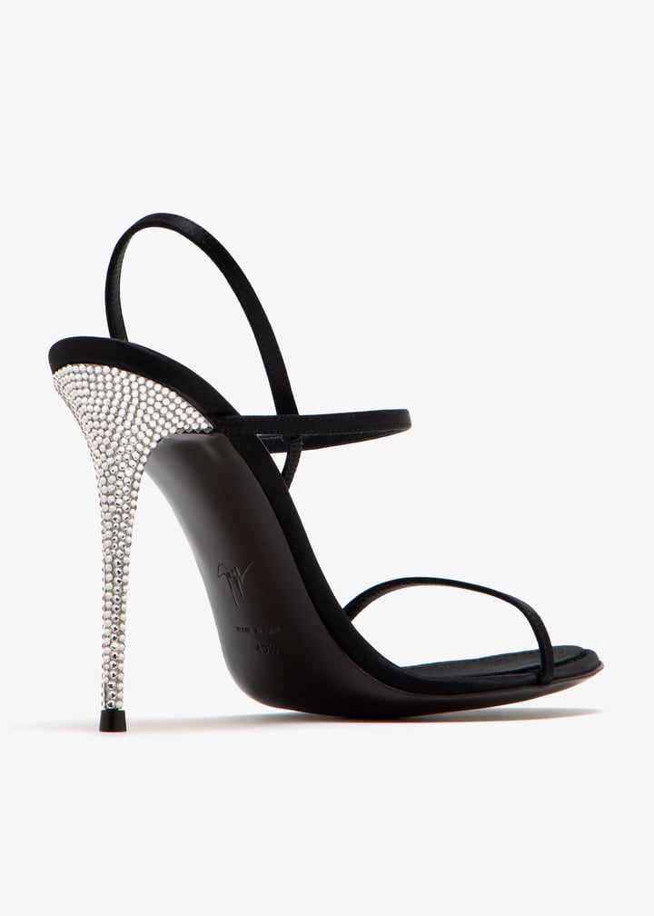 e600023-001_6.jpg?ts=20251122020534