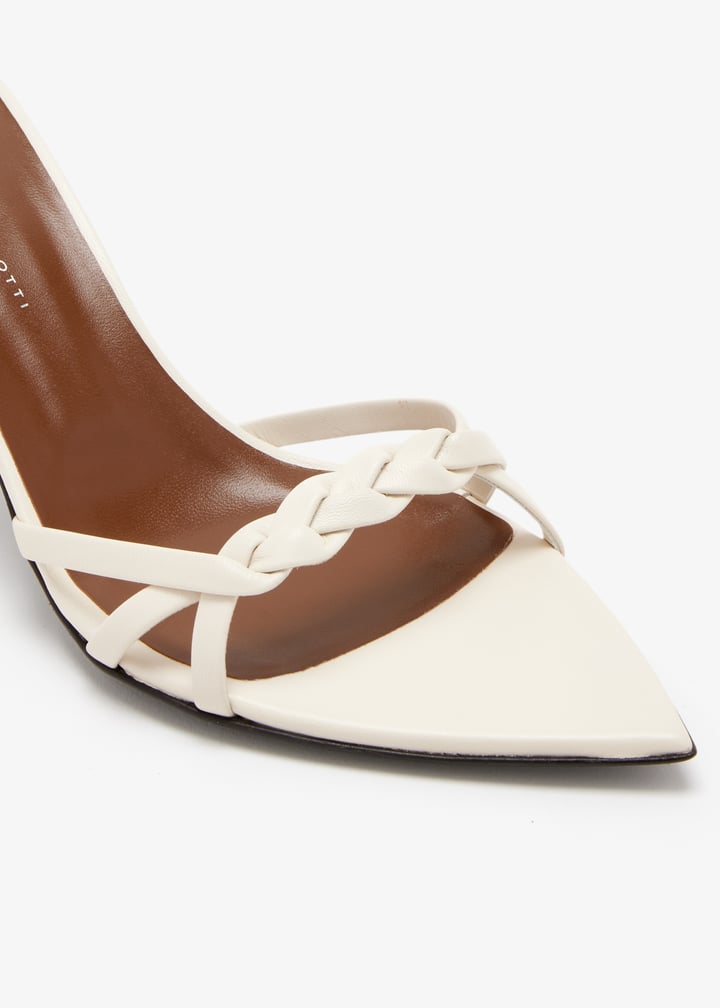 e600047-002_5.jpg?ts=20260306023626