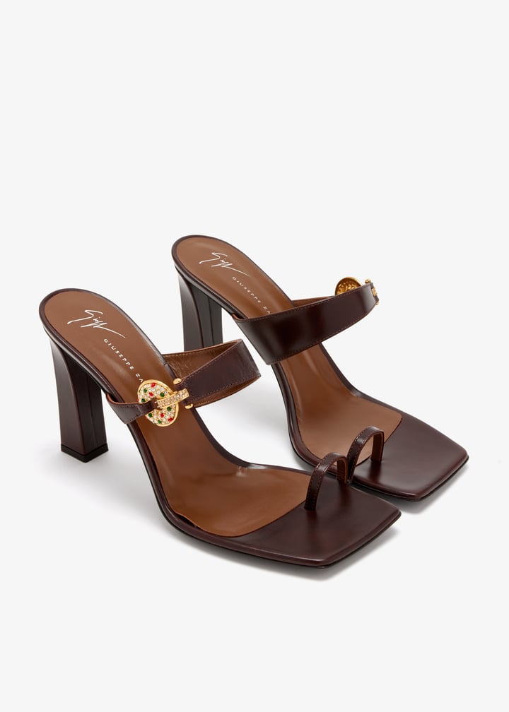 e600057-001_7.jpg?ts=20260306023628