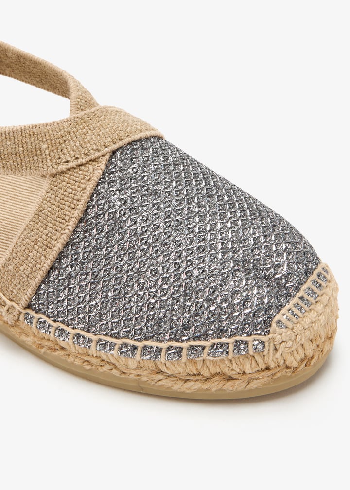 edita-s-plom_5.jpg?ts=20250201035022