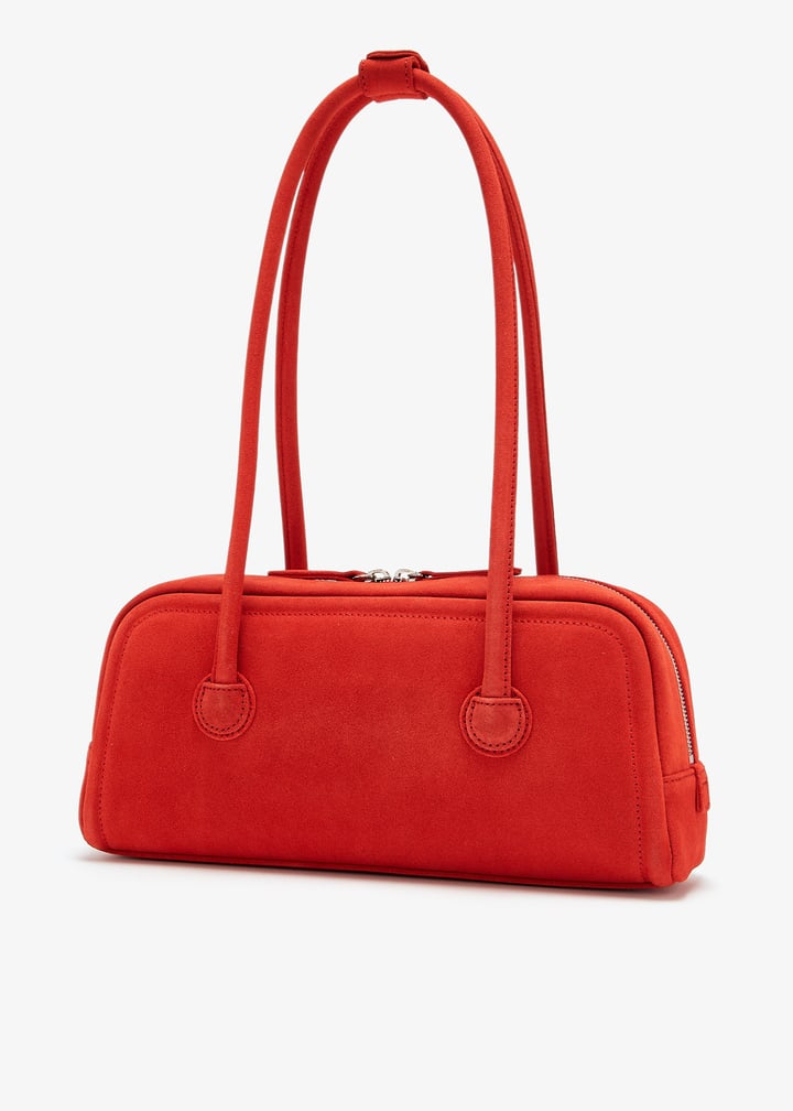 ee047657-redsue_6.jpg?ts=20250215030518