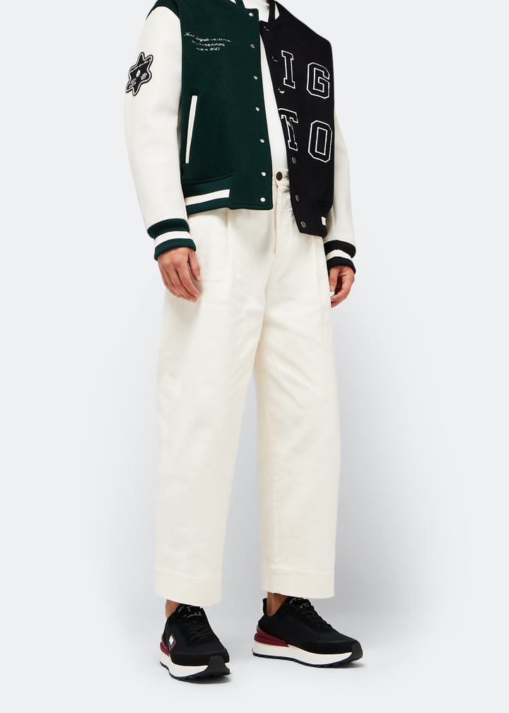 em0em01265-xjs_2.jpg?ts=20230928030514