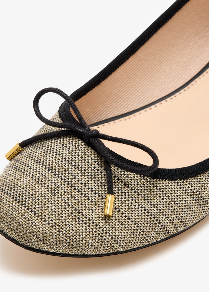 emilblck-blkbeg_5.jpg?ts=20251128054144