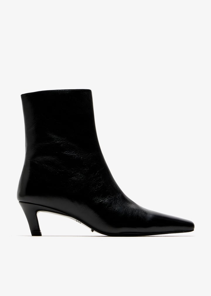 estelle-blkvtg_1.jpg?ts=20250809030739