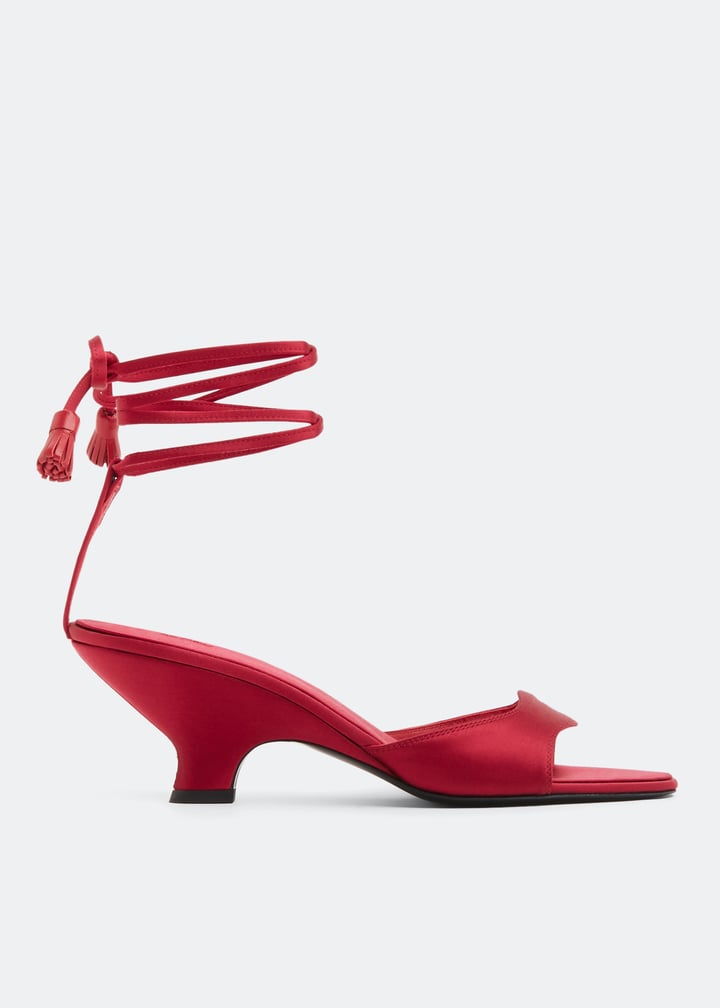 f1263-w326-lip_1.jpg?ts=20220722030509