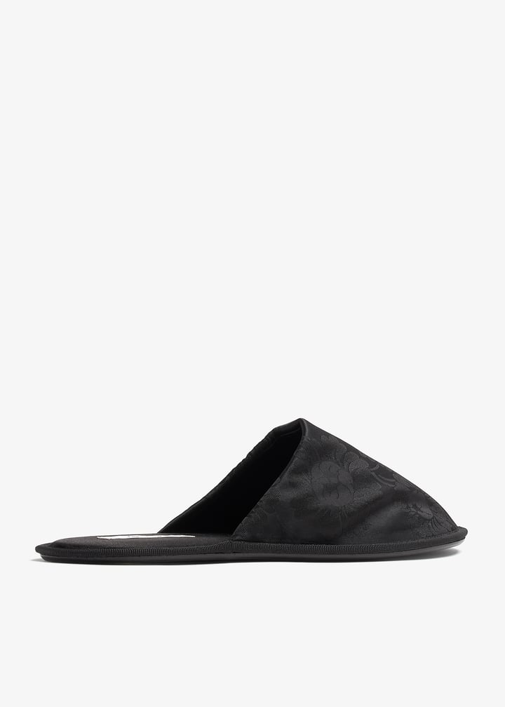 サンダル・ミュール The Row The Row Frances Open Toe Slippers (F1520 W3105 BLK) Frances Open Toe Slipper Black in Silk and Acetate – The Row