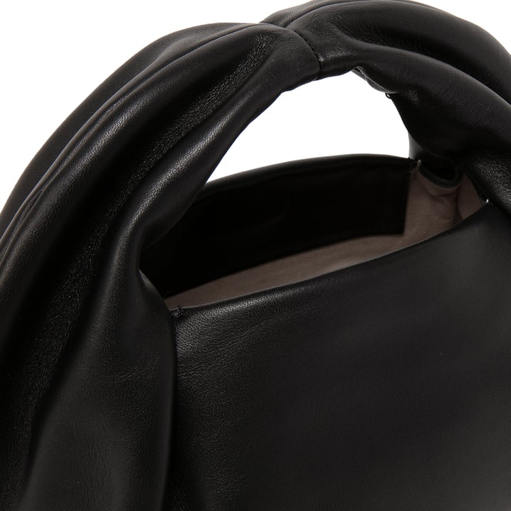 f20443091-black_2.jpg?ts=20220504183336