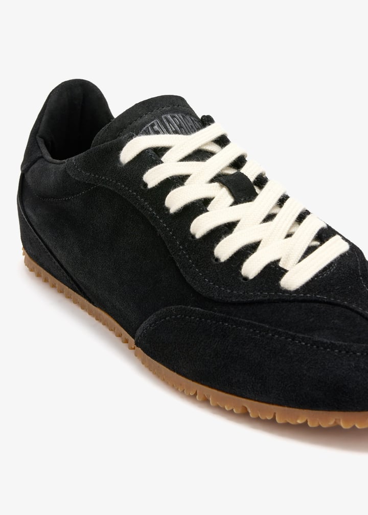 f3536003-blagum_5.jpg?ts=20260328030456