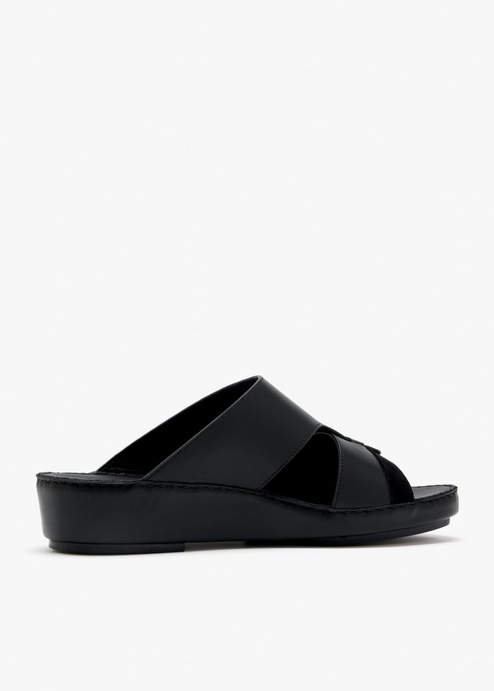 fahed-black_6.jpg?ts=20260210131541