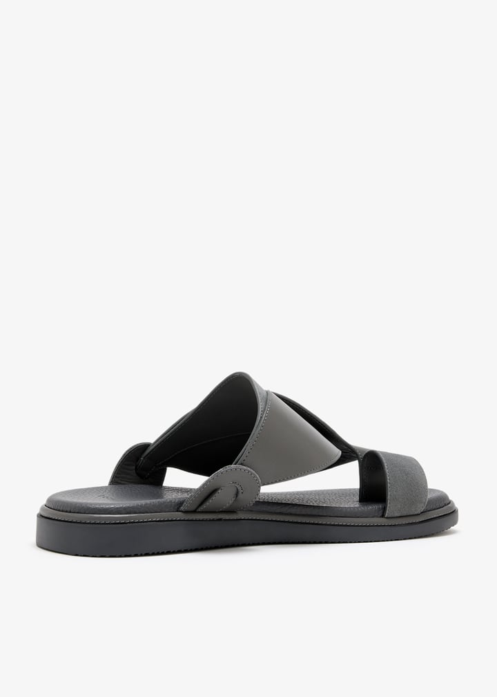 faisal-grey_6.jpg?ts=20260210131546