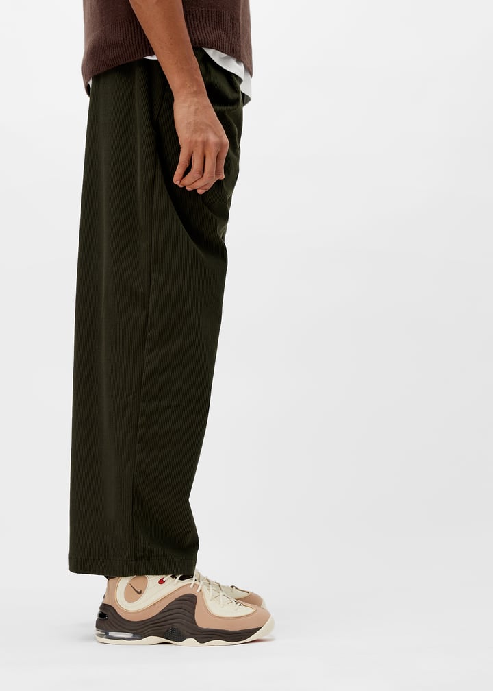 fb8885-100_2.jpg?ts=20231031032025