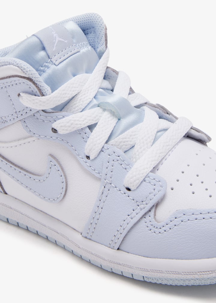 Nike Air Jordan 1 Mid sneakers for Kids Unisex - White in Kuwait