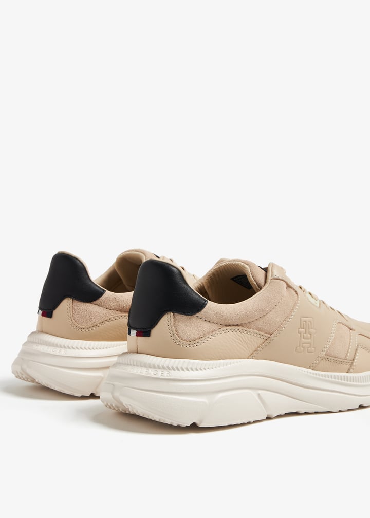 fm0fm04879-aes_5.jpg?ts=20240203035528