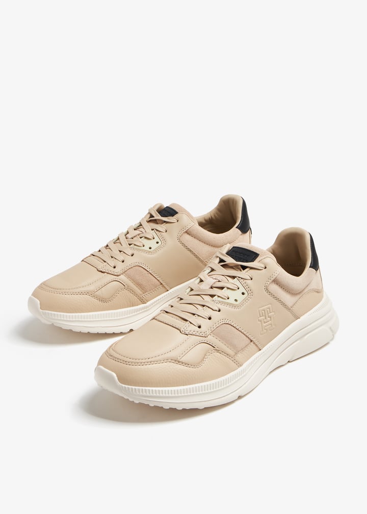 fm0fm04879-aes_7.jpg?ts=20240203035528