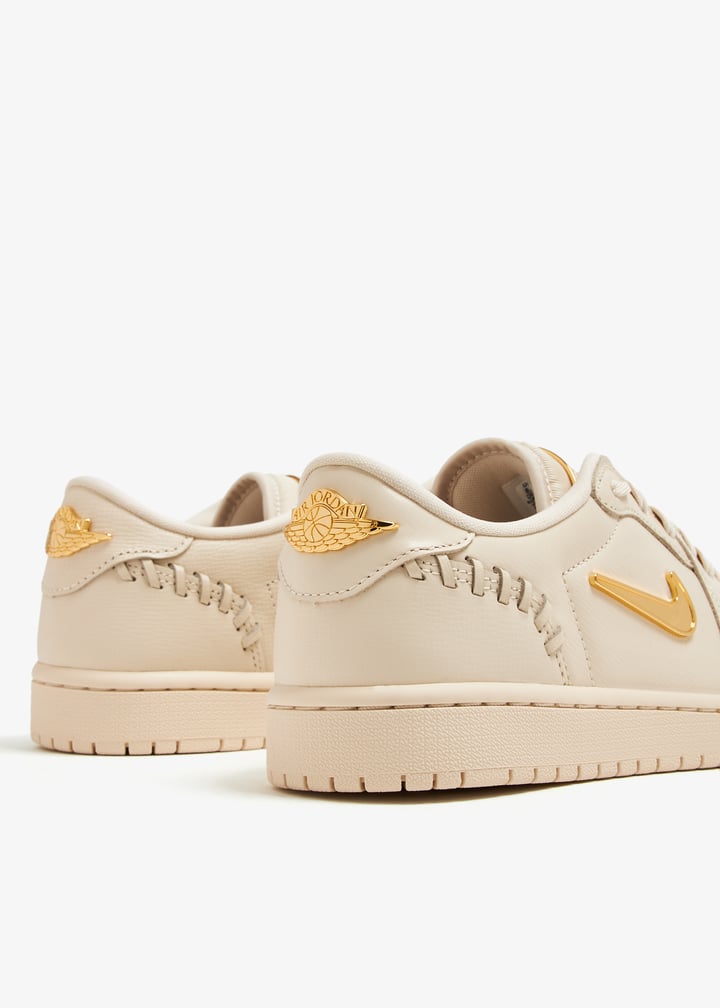 [NIKE] ★大人気★ Air Jordan 1 Low Method of Make ★関税無 Air Jordan 1 Low Method of Make Women's Shoes. Nike JP
