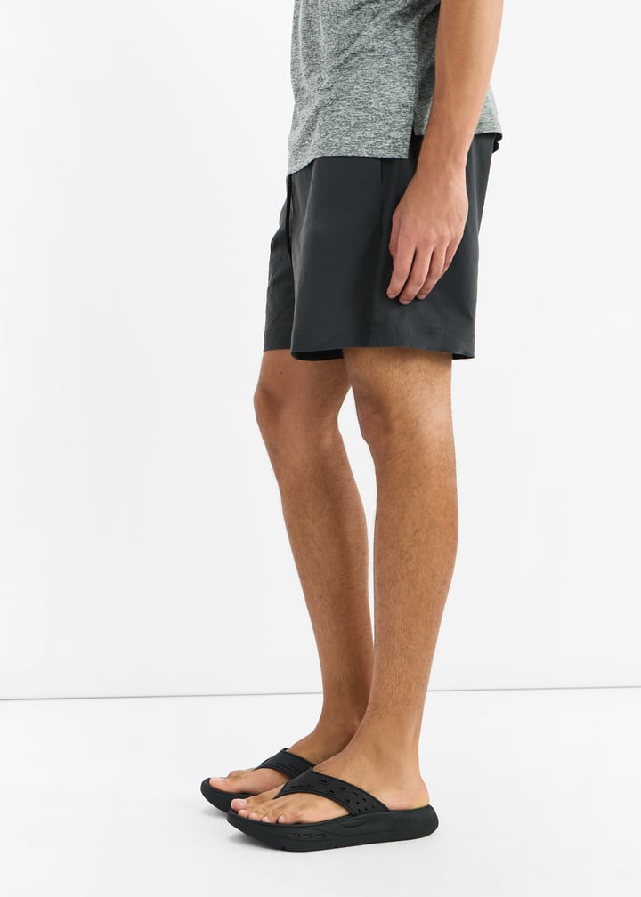 Oakley Studio flip flops for Men - Black in UAE | Level Shoes