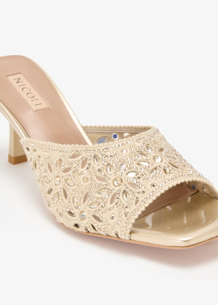 fontana-gold_5.jpg?ts=20260203022559