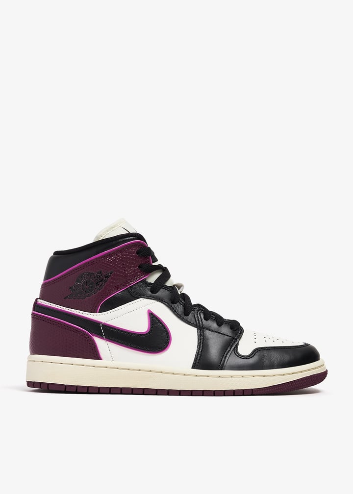 Air Jordan Mid SE 'Bordeaux' sneakers - Main Image