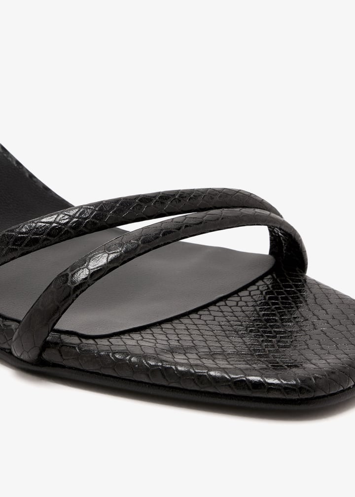 freya-blklzr_5.jpg?ts=20251216021241