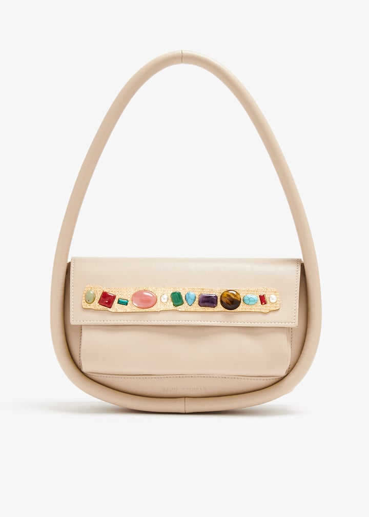 gaga-gememb_1.jpg?ts=20250121040032