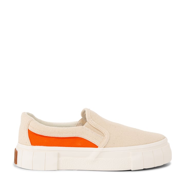 gnyess013-oatora_1.jpg?ts=20220504183813