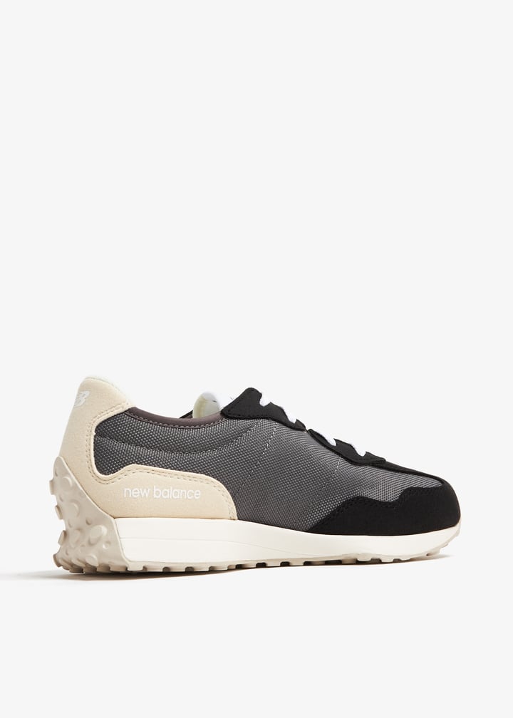 New Balance 327 运动鞋男童- 黑色阿联酋| Level Shoes