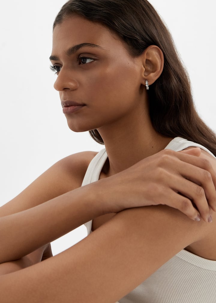 gu-s-e19-cz-silver_2.jpg?ts=20250226032518