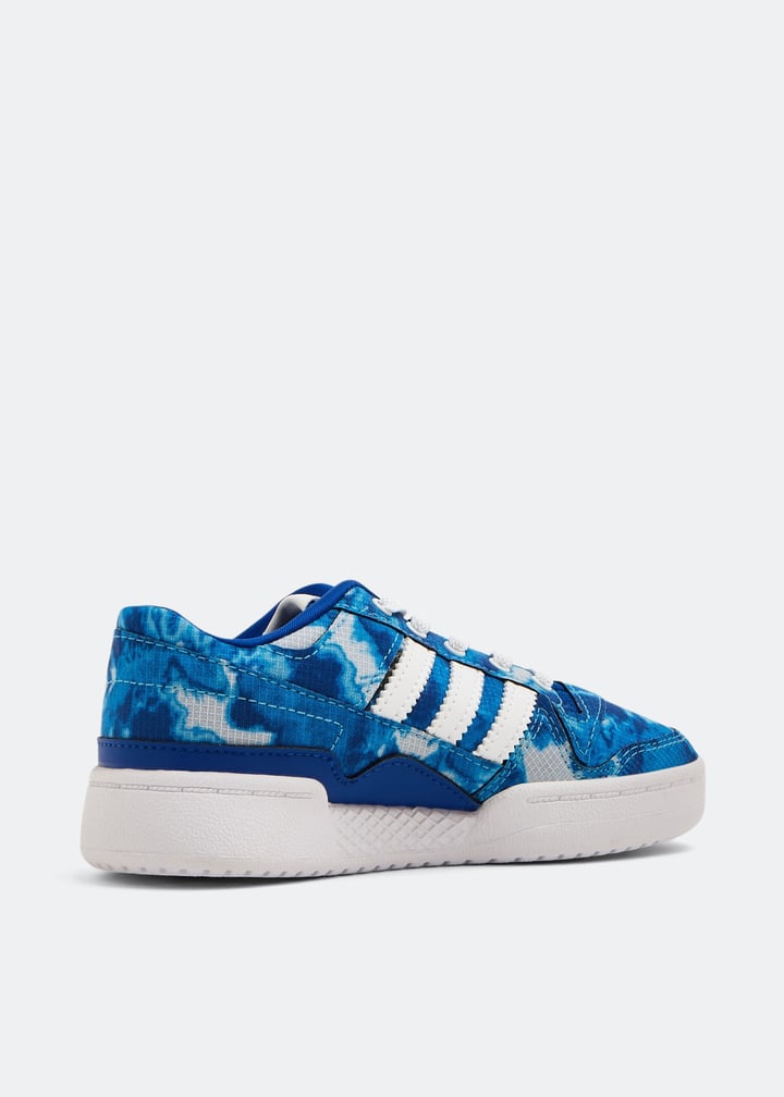 adidas x Simpsons Forum Low sneakers for Boy - Blue in UAE