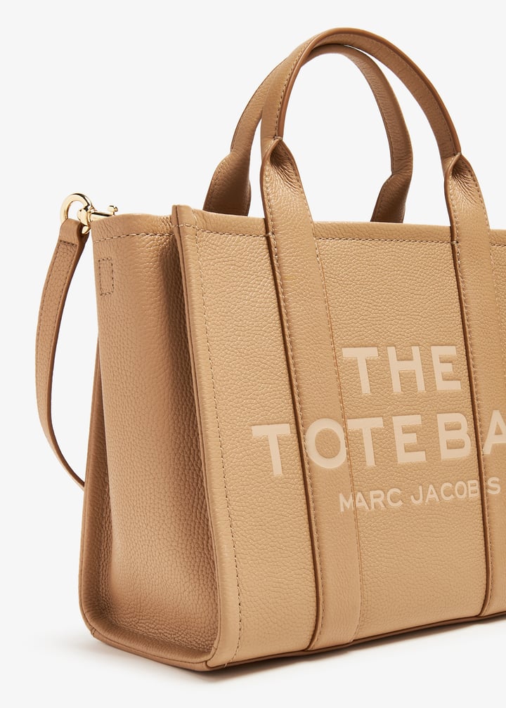 Marc Jacobs The Leather medium tote bag for Women - Beige in