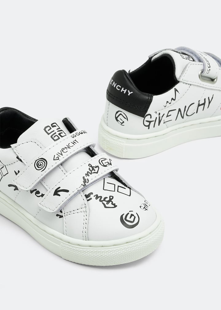 Graffiti printed sneakers