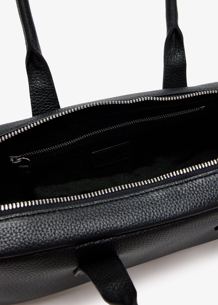【関税込み】Staud ブラック The Dude ショルダーバッグ STAUD The Dude ショルダーバッグ | ニュートラル | FARFETCH JP