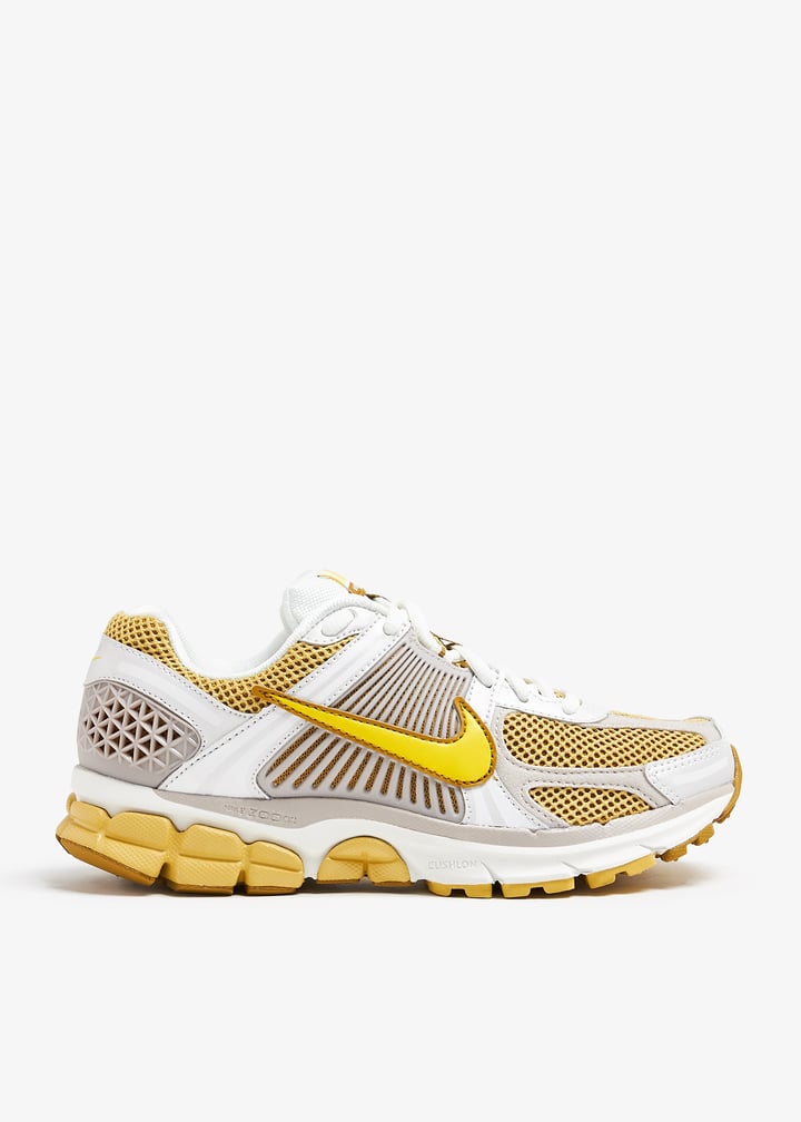Nike Zoom Vomero 5 sneakers for Women - Yellow in USA