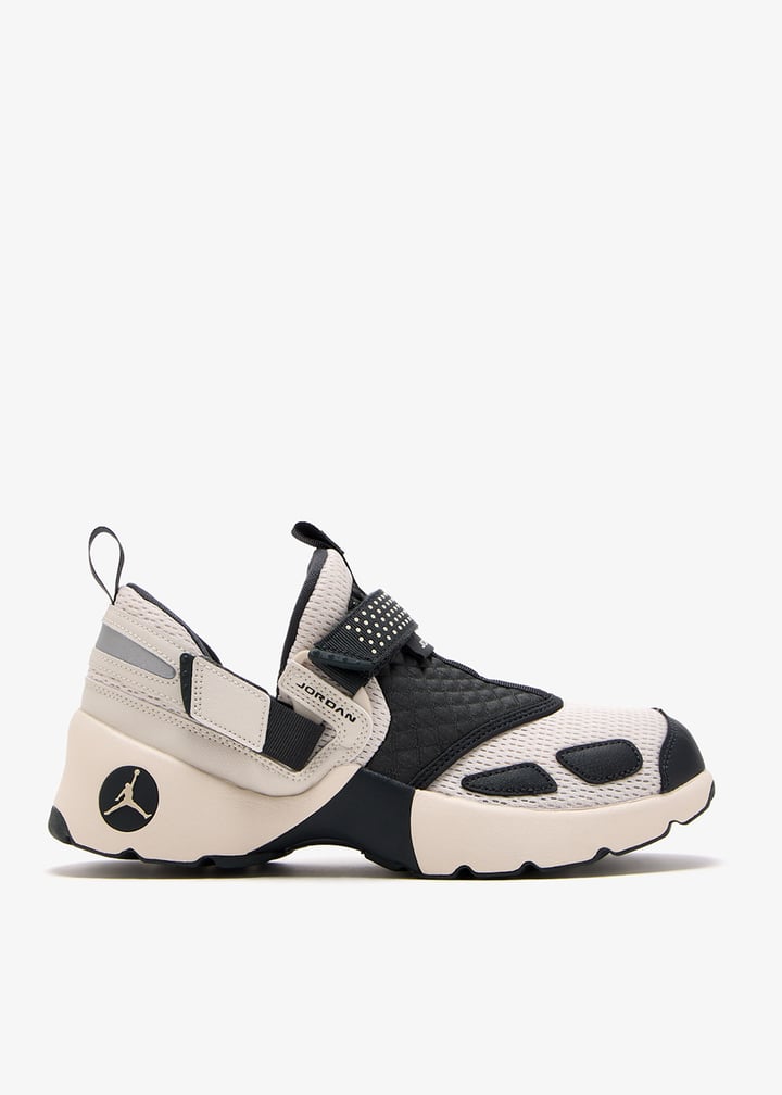 Nike Jordan Trunner LX sneakers for Women - Grey in UAE