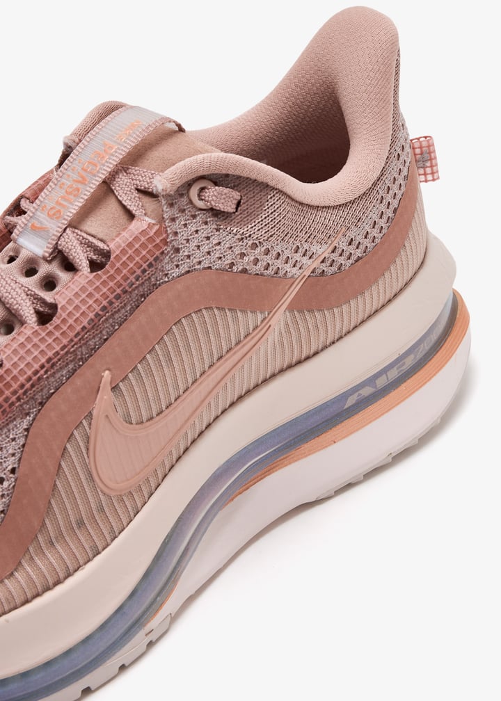 Nike Pegasus Premium sneakers for Women - Pink in UAE | Level Shoes