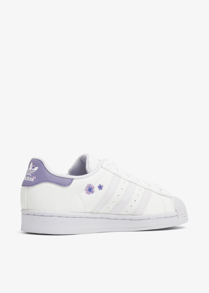 adidas Superstar sneakers for Girl - White in Kuwait | Level Shoes adidas Superstar sneakers for Girl - White in Kuwait | Level Shoes