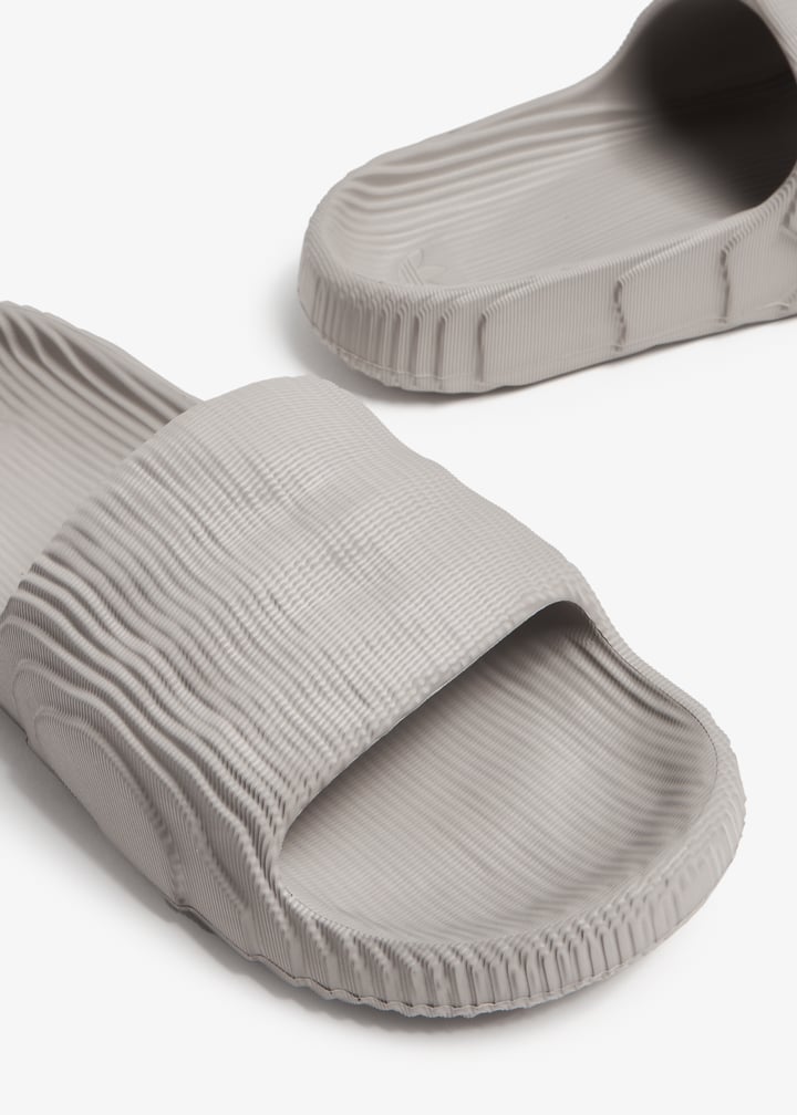 hq4670-lblbcb_3.jpg?ts=20231221034139