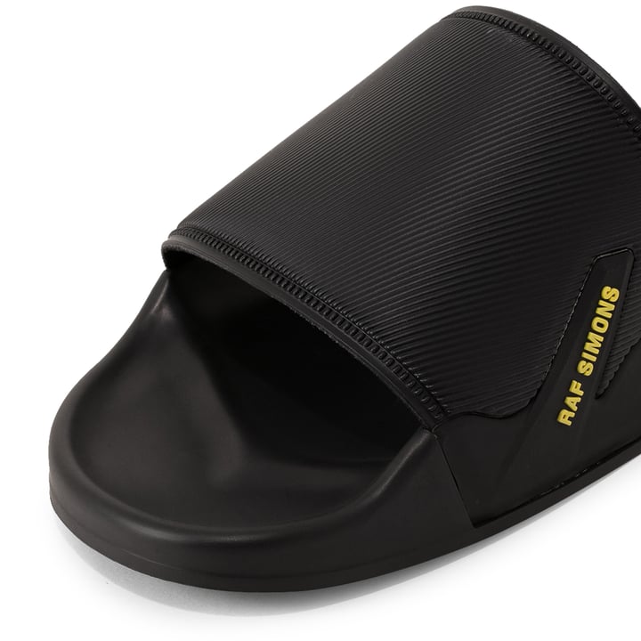 新品未使用RAF SIMONS ASTRAロゴサンダル BLACK 42 Raf Simons (Runner) Astra Black | SOMEWHERE®