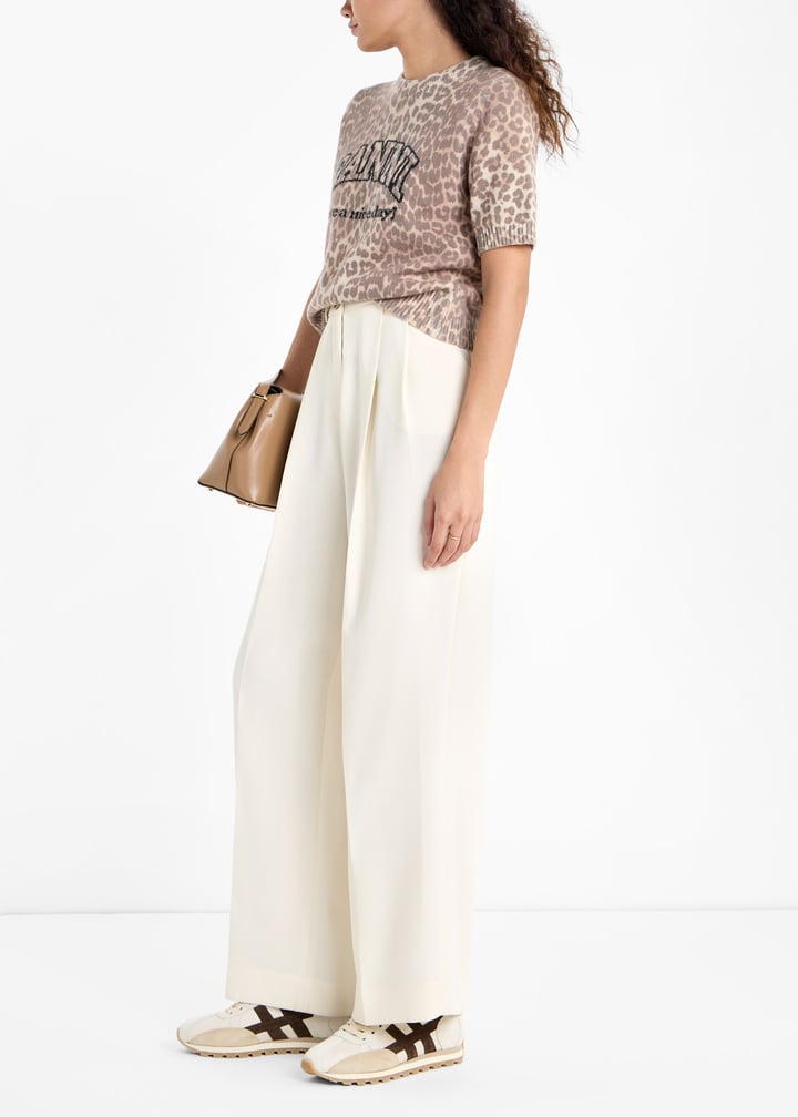 hxw6710fp0iuhr-0uu2_2.jpg?ts=20251017030534