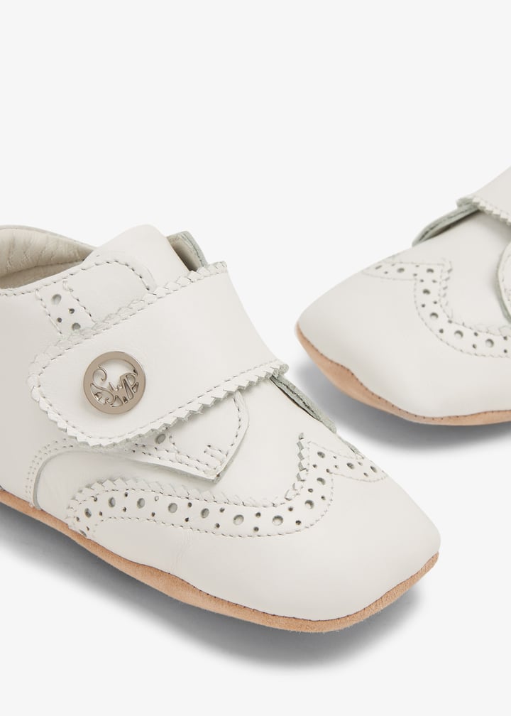 ic-ob-white_3.jpg?ts=20231103030519