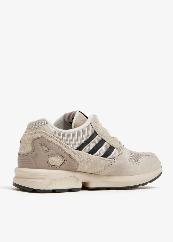 モカ ACG Mountain Fly Low GORE-TEX SE IB7328-001 IB7328-002