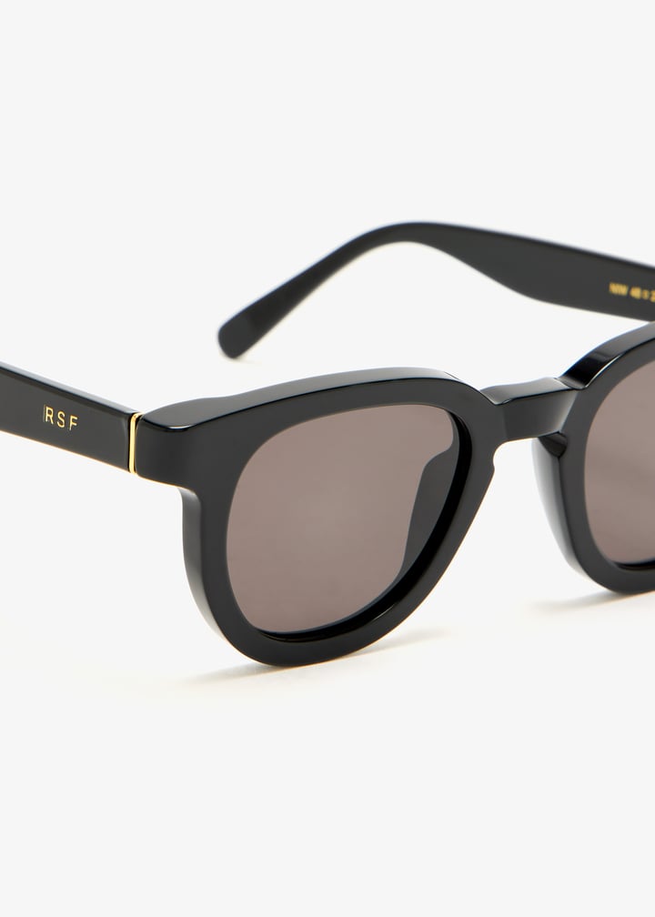 ie3a-black_5.jpg?ts=20250530031231