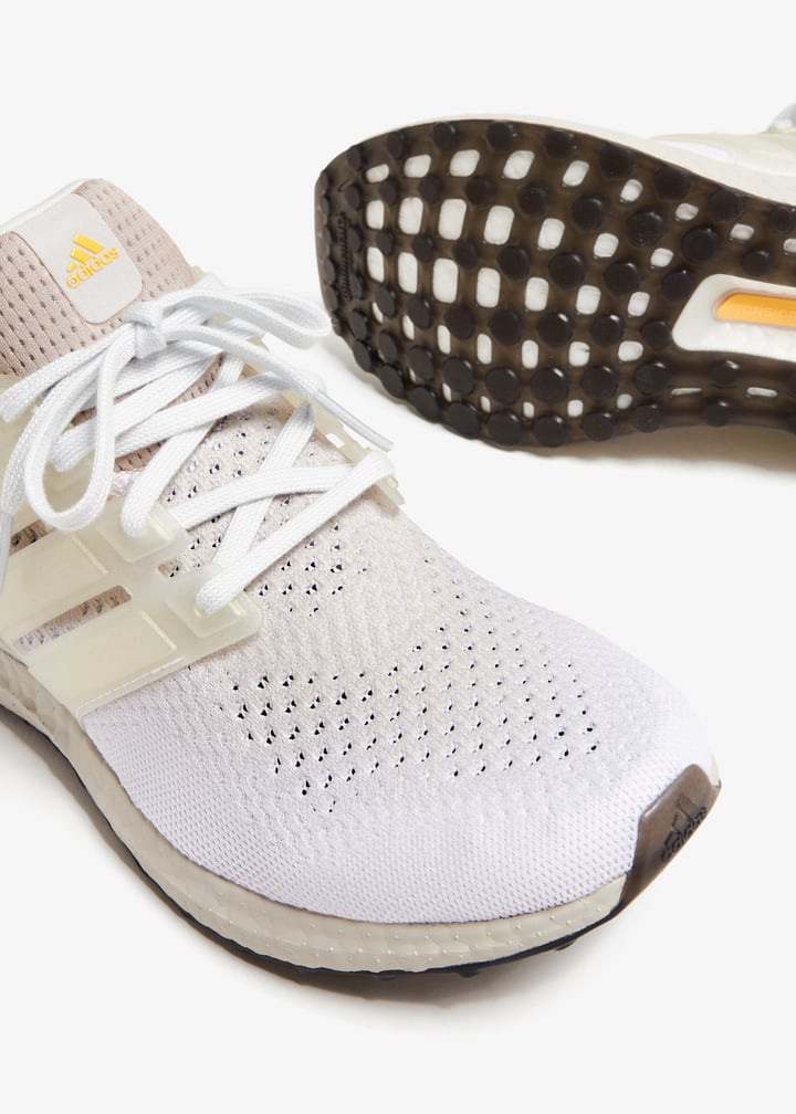 圖17 adidas Ultraboost 1.0 Mirage sneakers for Men - White in