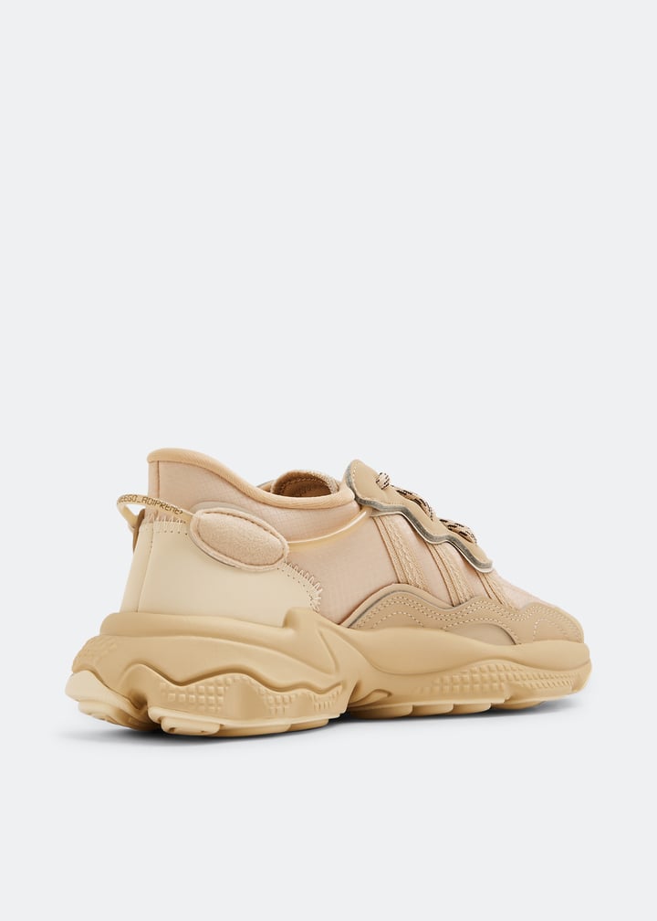 adidas Ozweego sneakers for Kids Unisex - Beige in UAE