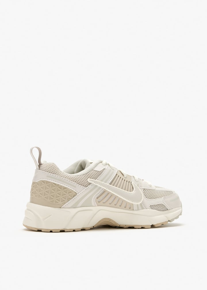 ir4587-016_6.jpg?ts=20260430020629